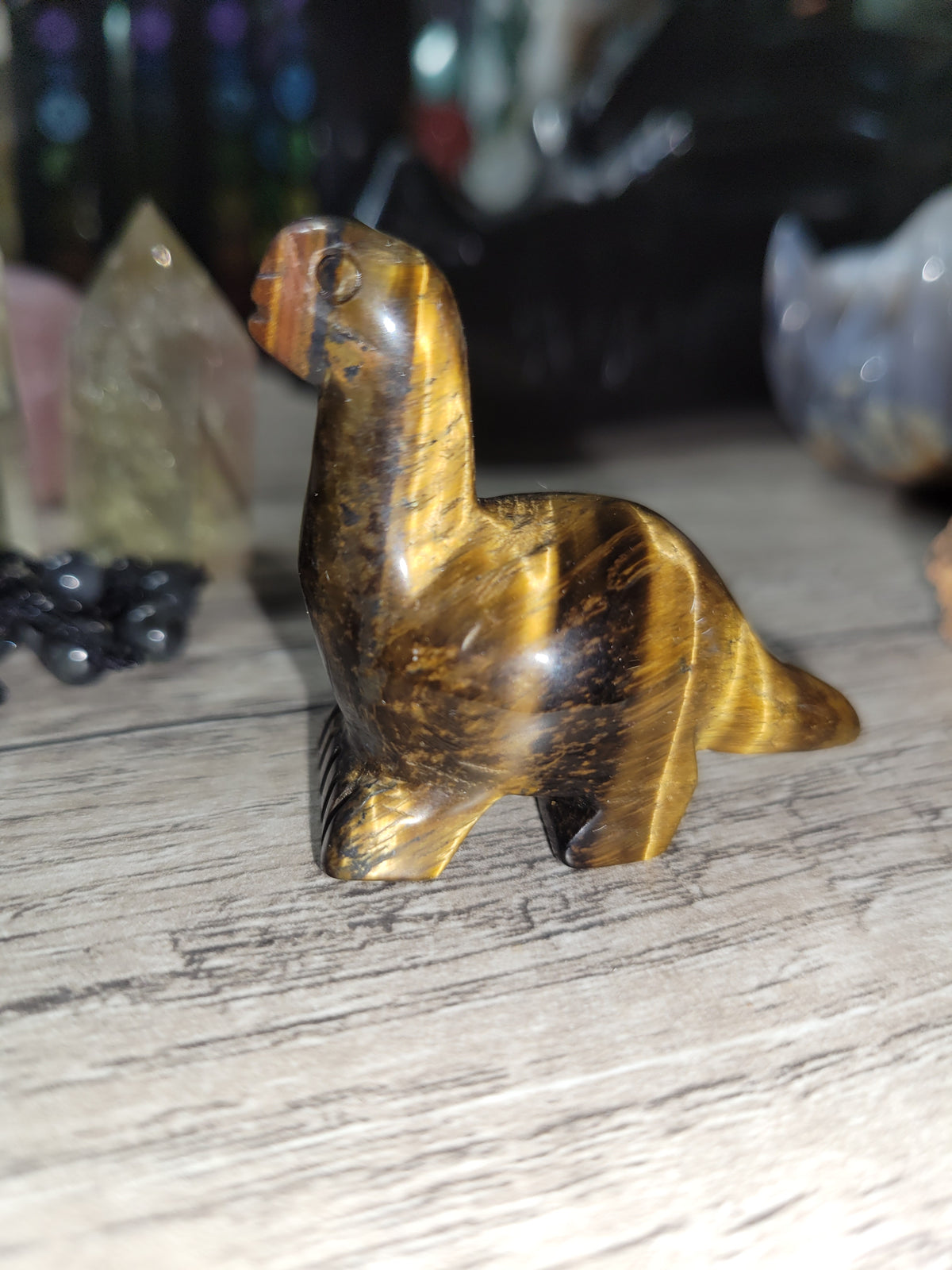 Tigers eye dino! Tall neck ! Hand carved