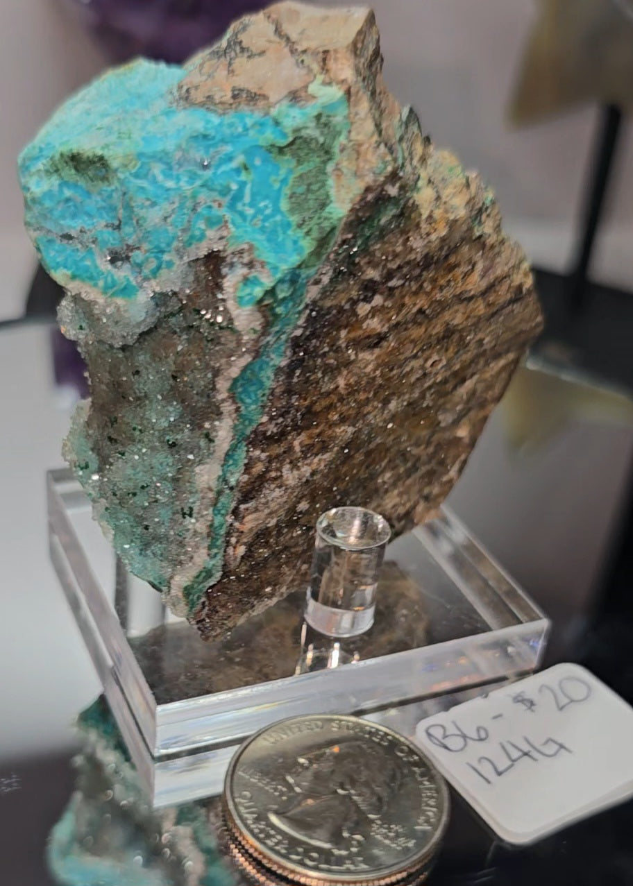 Chrysocolla and quartz on dolomite