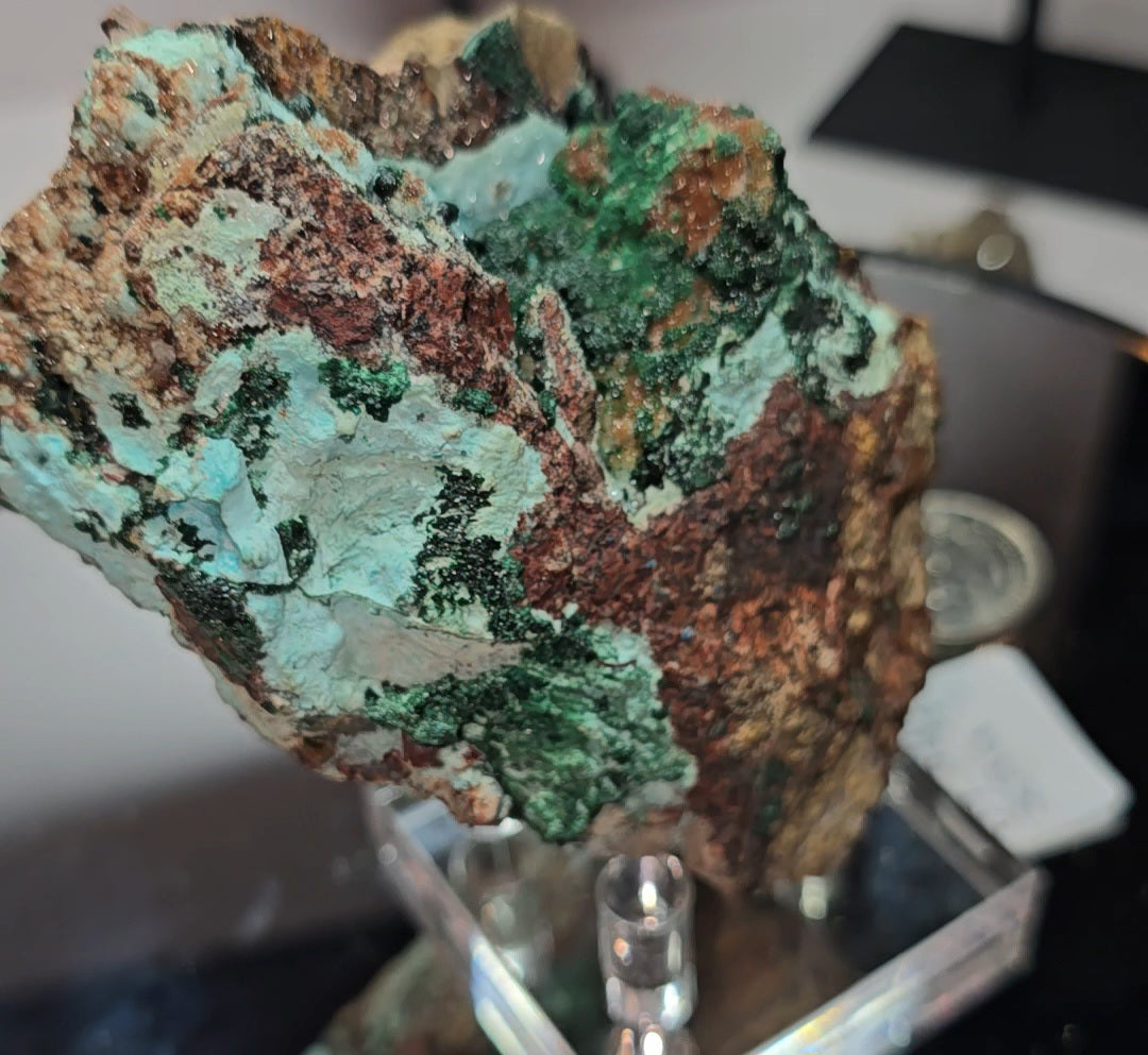 Chrysocolla and quartz on dolomite